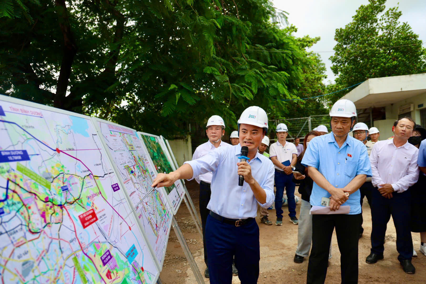 Phó Chủ tịch Quốc hội lo ngại về hạ tầng kết nối sân bay Long Thành