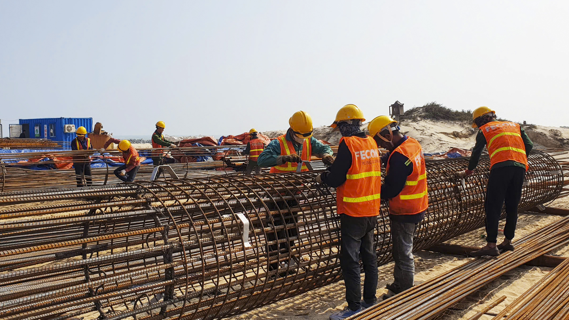 Cận cảnh cảng nước sâu 14.234 tỉ đồng tại Quảng Trị sau 1 năm thi công