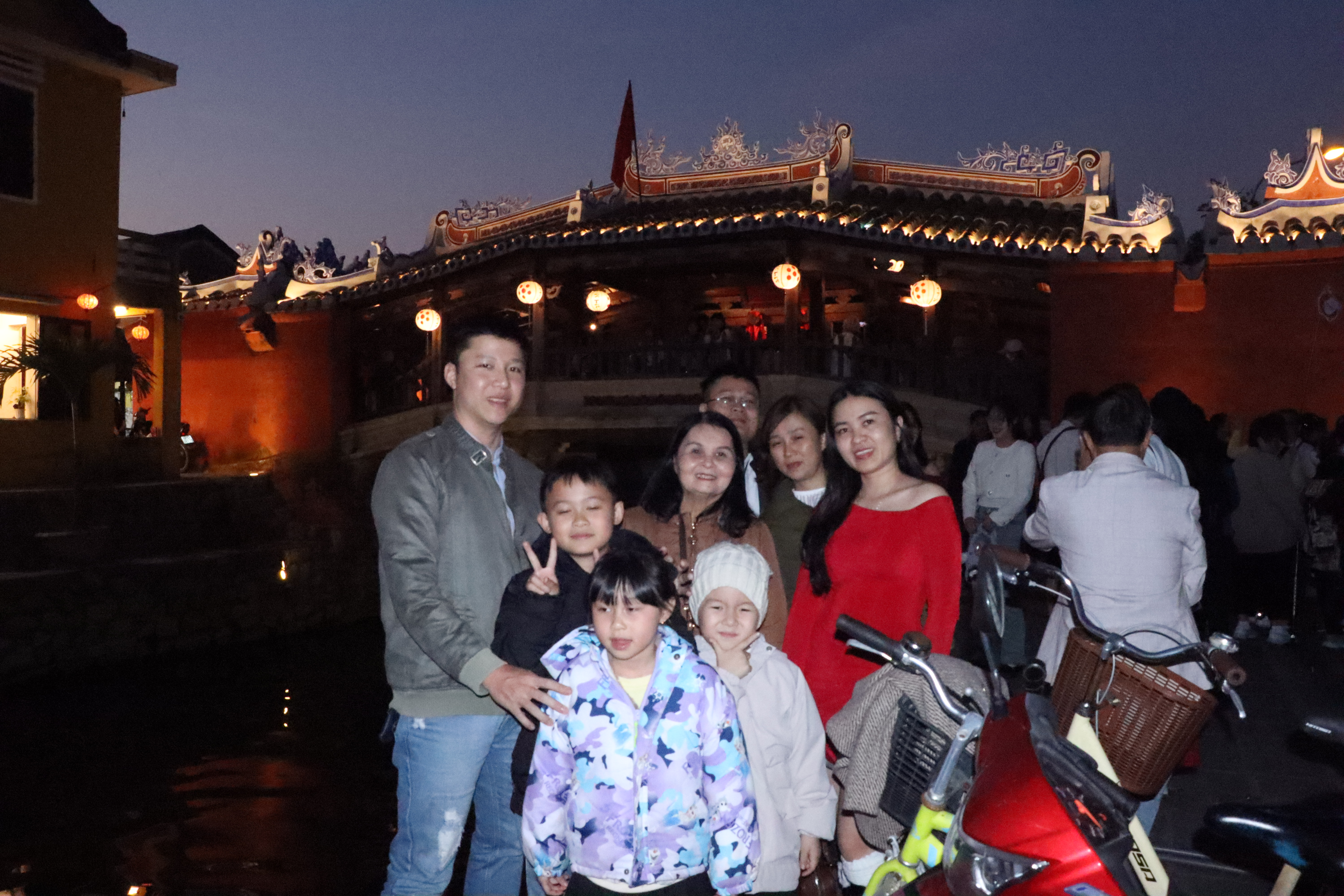 Chùa cầu Hội An chật kín khách du lịch dịp Tết Ất Tỵ 