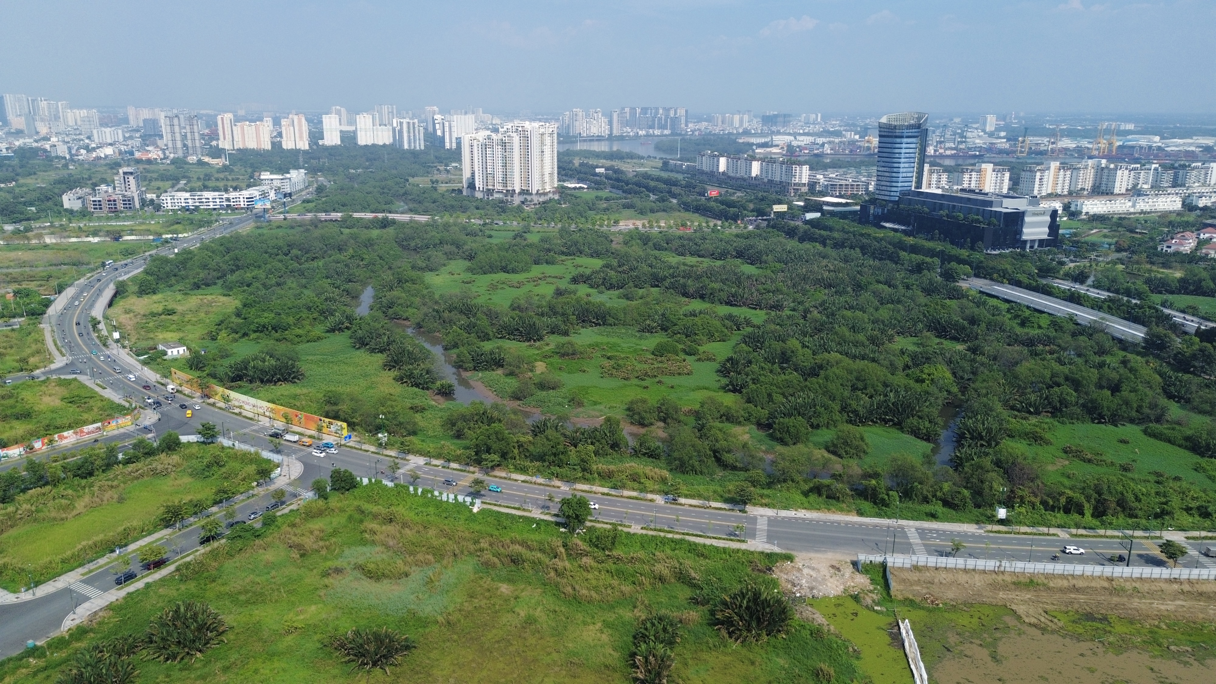 3 tuyến đường trong khu đô thị Thủ Thiêm vẫn dang dở sau hơn 10 năm triển khai