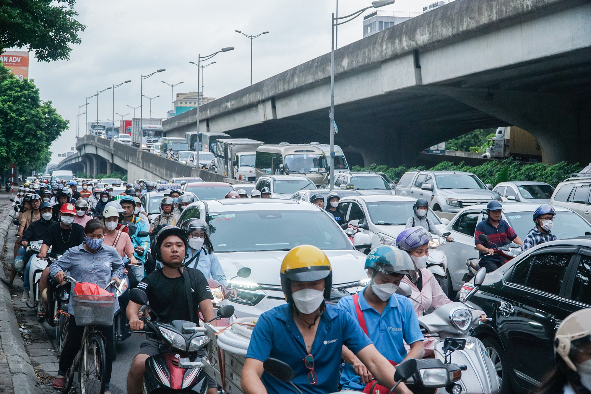 Nhiều tuyến đường cửa ngõ Hà Nội ùn tắc sau kỳ nghỉ lễ 2-9