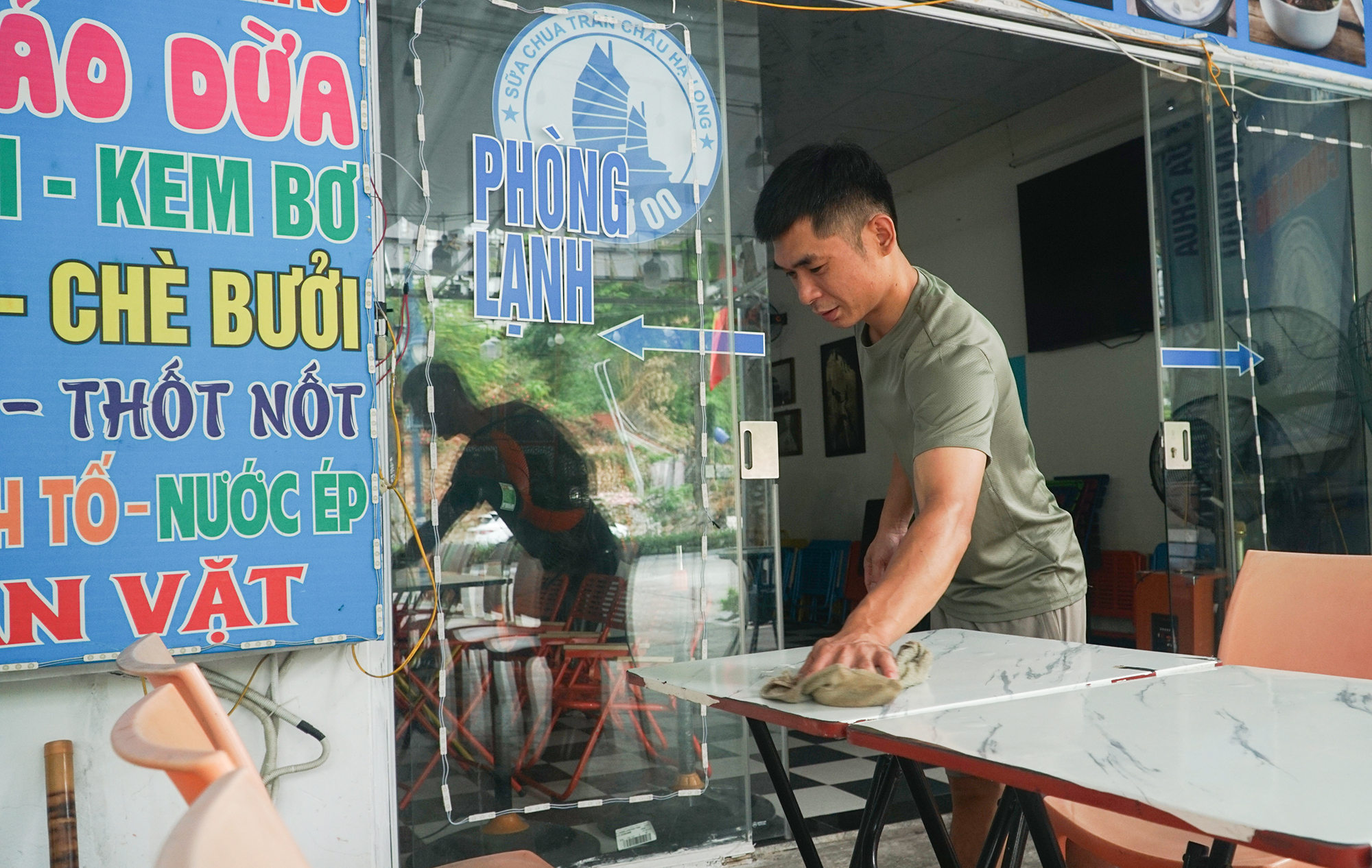 Bão số 9 tan, nhiều hoạt động của người dân trở lại bình thường