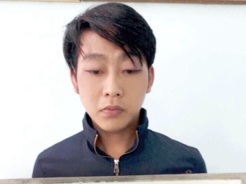 Xông vào trụ sở PC45 Công an TP.HCM đánh người ngất xỉu