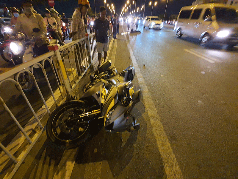 Gặp tai nạn chết người còn ‘hôi của’ điện thoại của nạn nhân