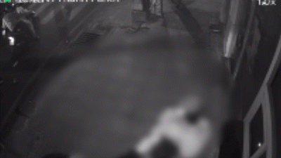 Bắt 14 thanh thiếu niên vây đánh người trên đường ở phường Xóm Chiếu