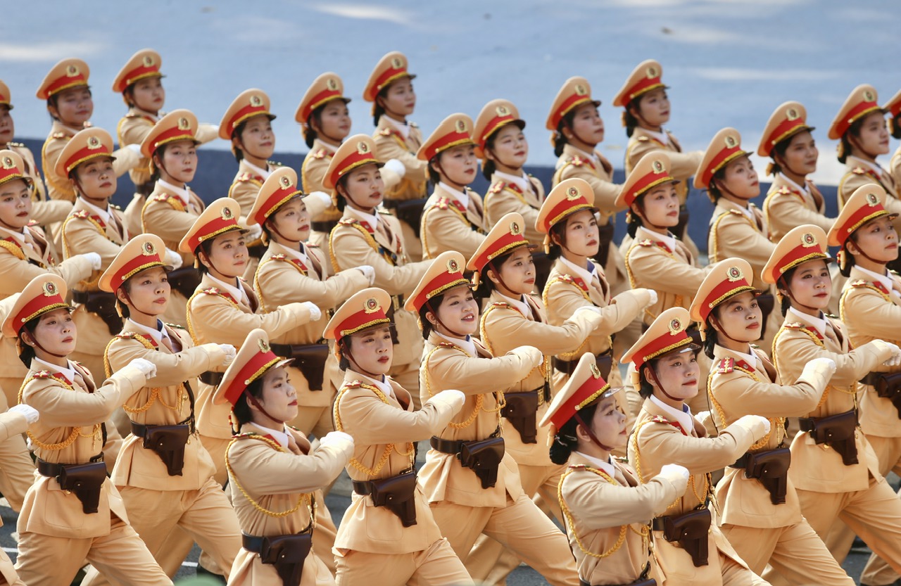 Vẻ đẹp hút hồn của những 'bông hồng thép' trong Lễ diễu binh, diễu hành 30-4