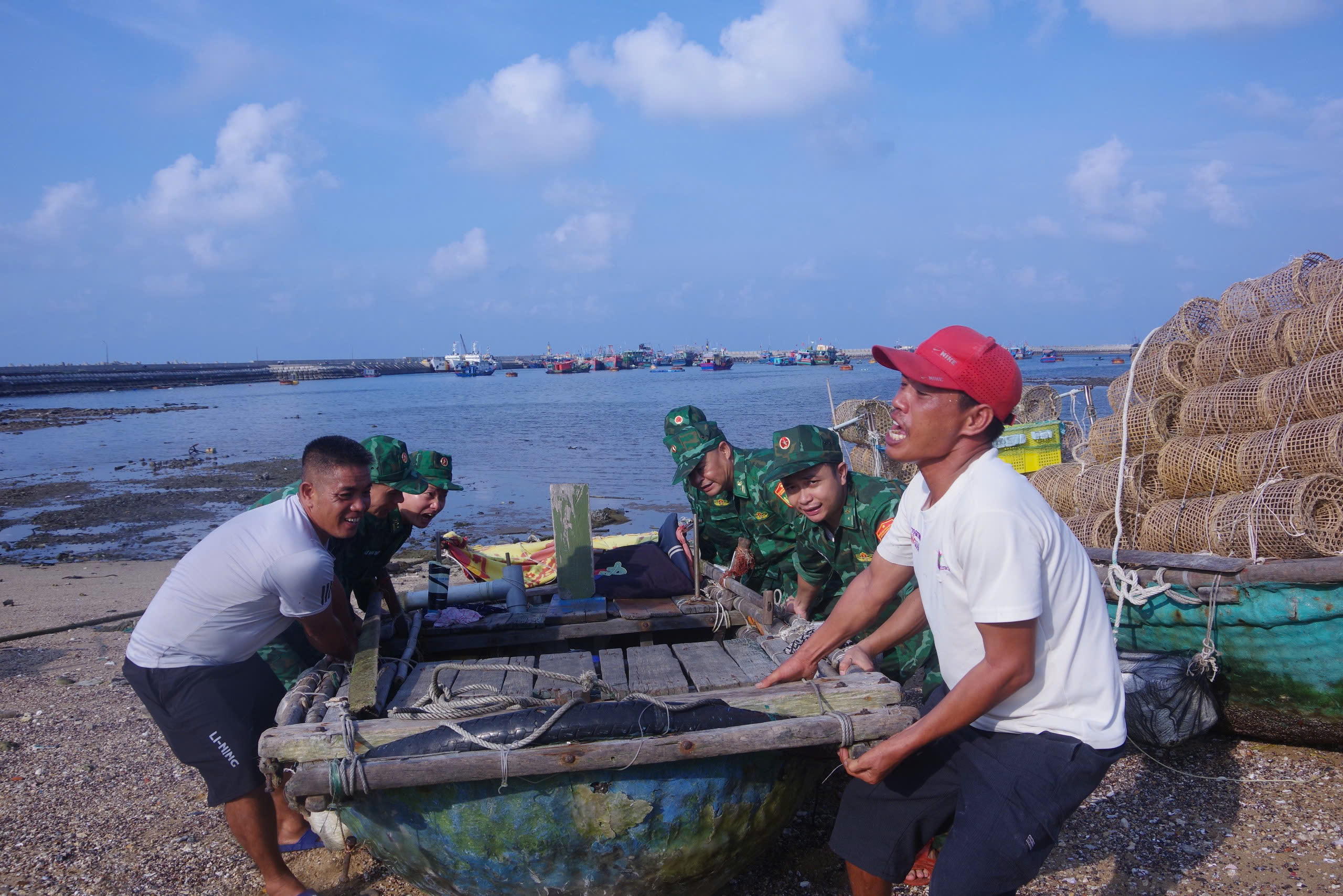 Hải Phòng, Quảng Ninh hối hả phòng chống siêu bão số 3 