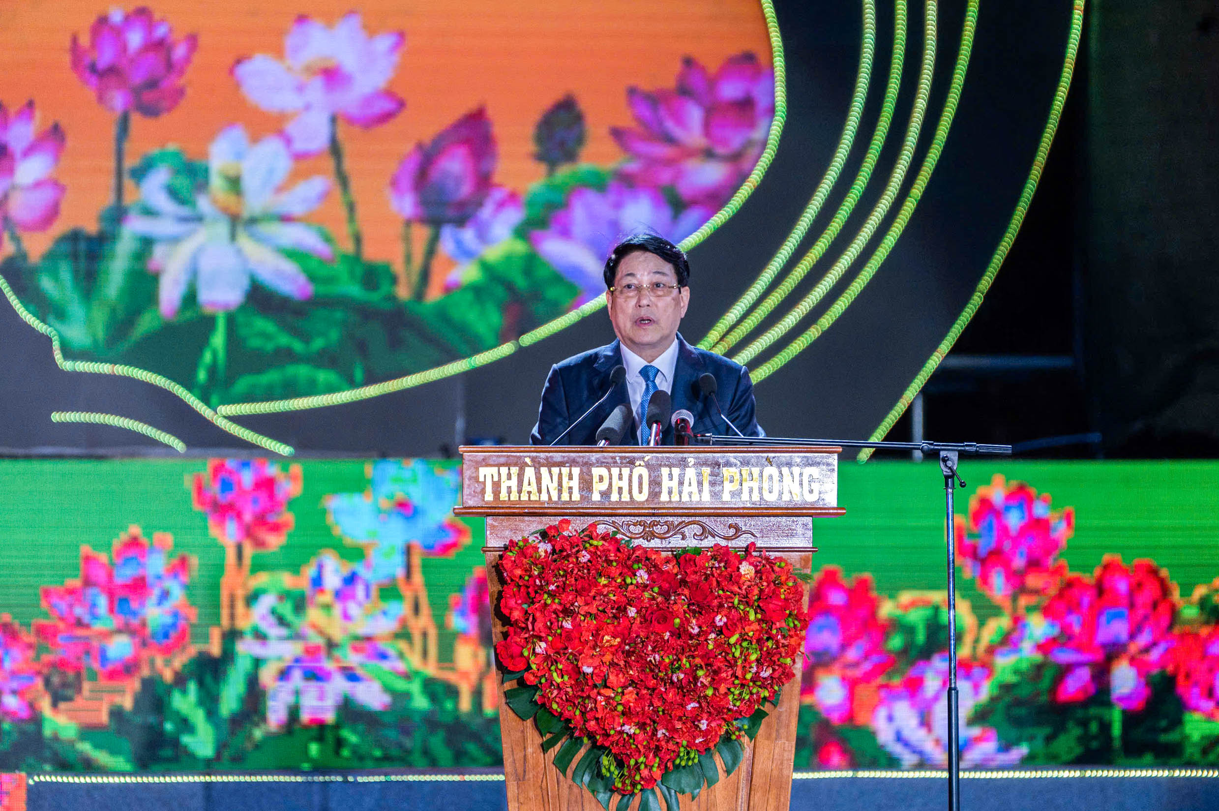 Hải Phòng đón nhận danh hiệu 'Thành phố Anh hùng'