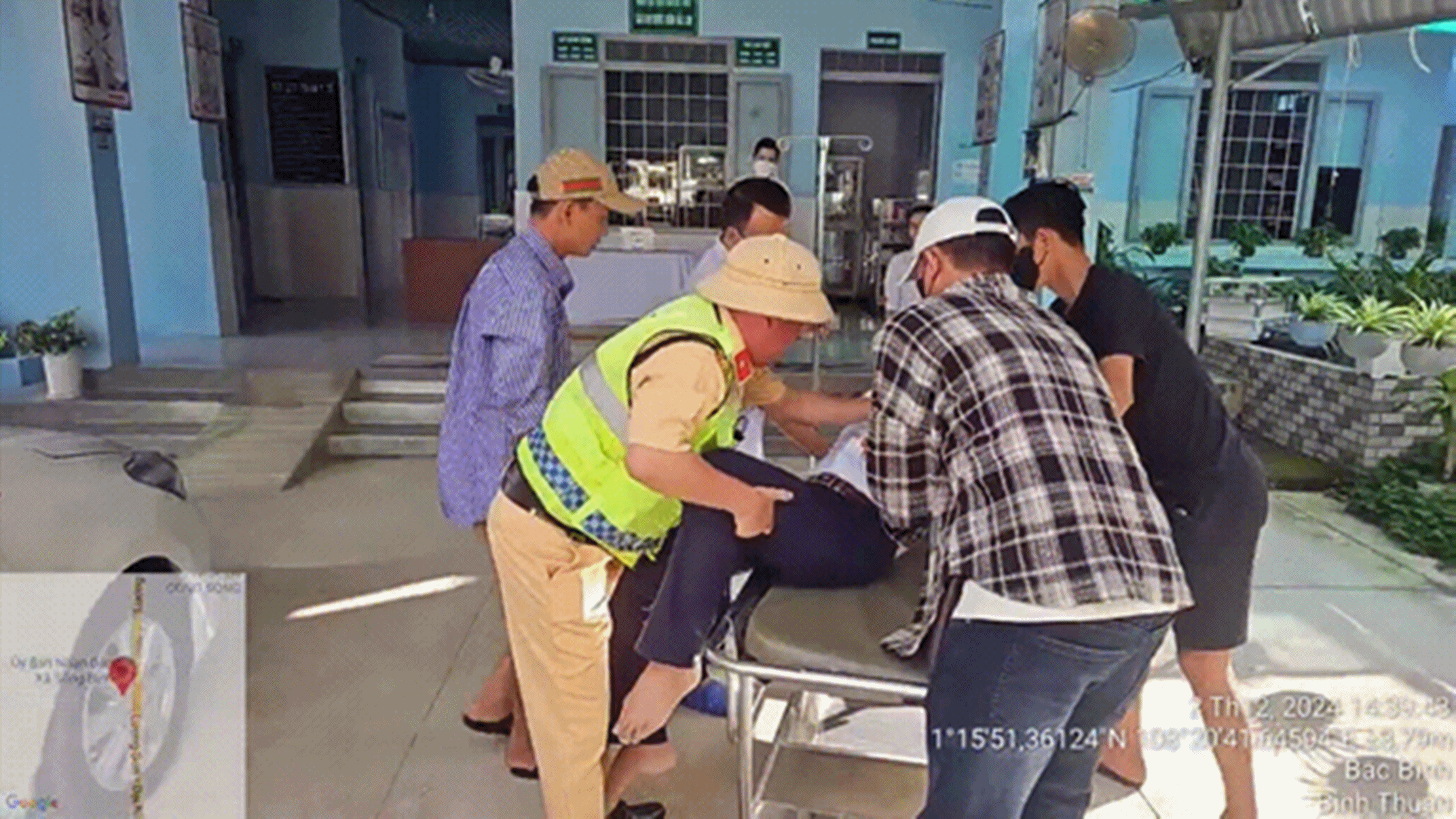 CSGT dẫn đường trên cao tốc đưa bệnh nhân nguy kịch đi cấp cứu