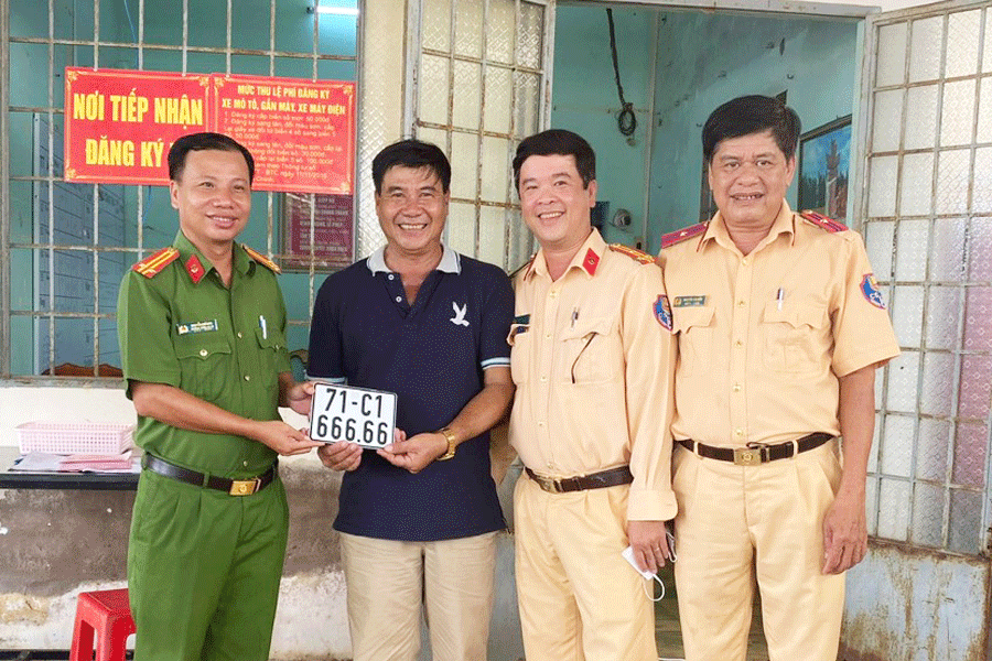 Từ vụ biển số ngũ quý 6, người dân làm gì để bốc được biển số đẹp?