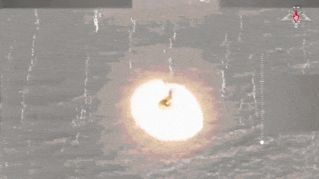 VIDEO: Nga tung đòn hủy diệt tàu không người lái Ukraine tiến đến bán đảo Crimea