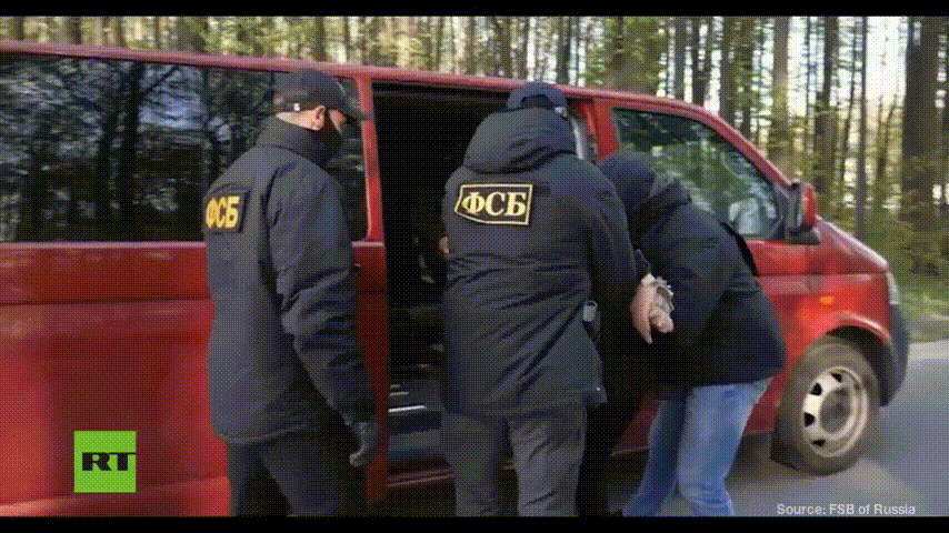 VIDEO: Moscow bắt đặc vụ Ukraine nghi ám sát tướng Nga bằng bom xe