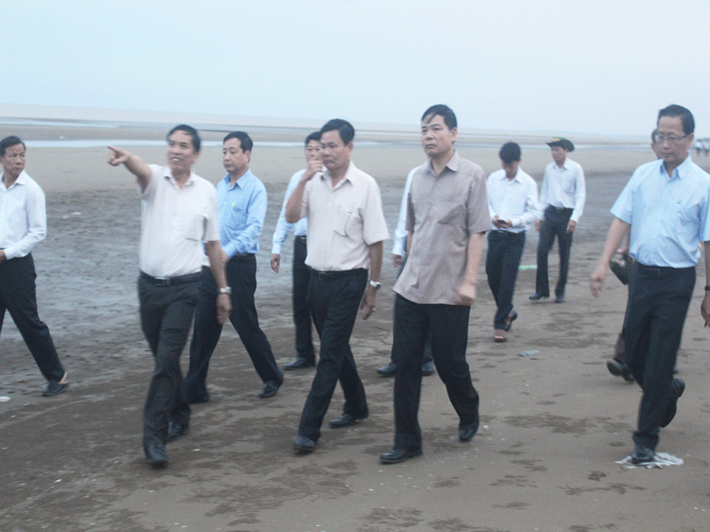 Bến Tre áp dụng công nghệ Đài Loan ngăn sạt lở