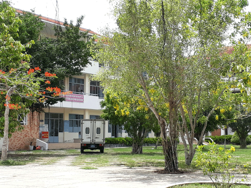 Cựu hiệu trưởng Trường THPT Thủ Thừa bị bắt