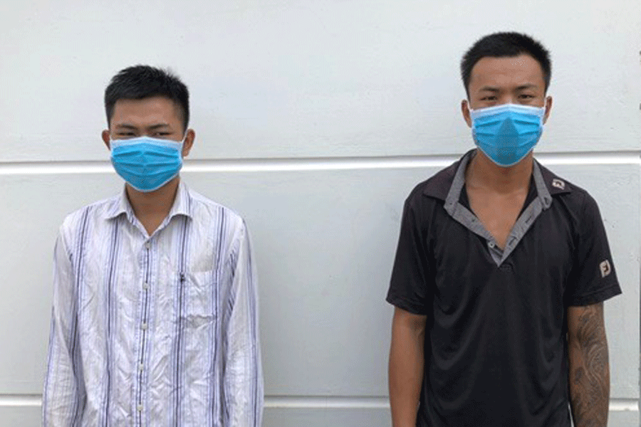 2 thanh niên giả công an cướp tài sản người đi đường 