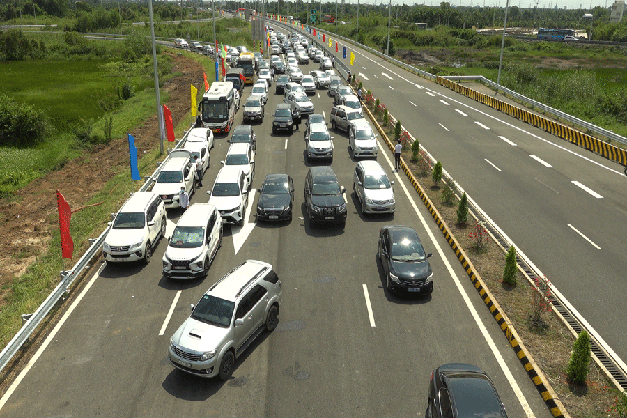 Cao tốc Trung Lương - Mỹ Thuận khánh thành ngày 27-4.