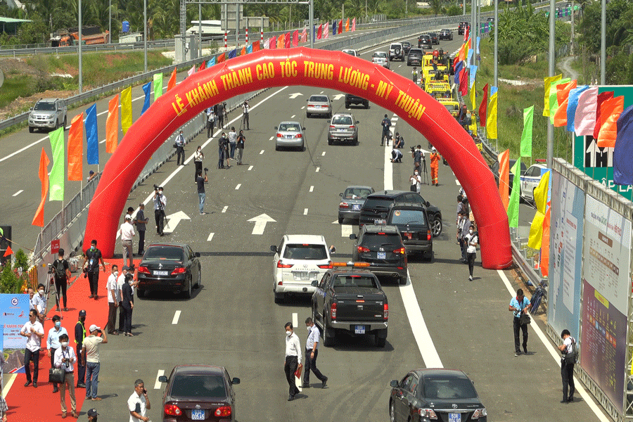 Phó Thủ tướng dự khánh thành cao tốc Trung Lương – Mỹ Thuận
