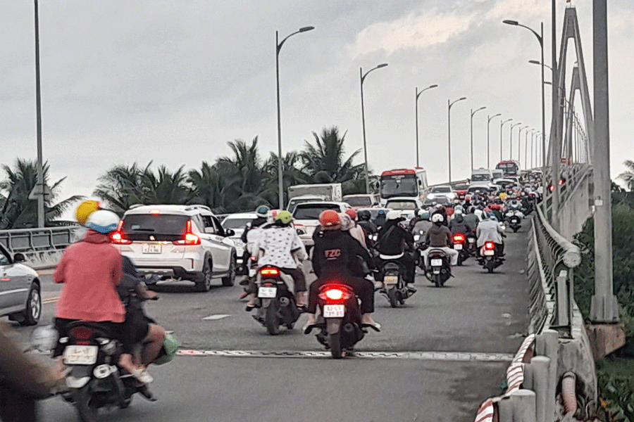 Cầu Rạch Miễu thường xuyên kẹt xe vào dịp lễ, tết Cầu Rạch Miễu thường xuyên kẹt xe vào dịp lễ, tết