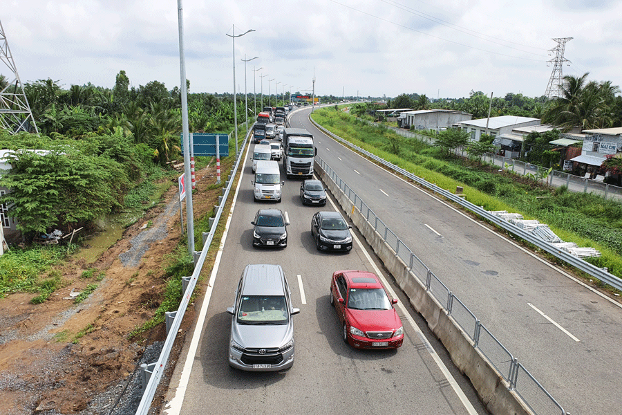 Dự án đường cao tốc Trung Lương - Mỹ Thuận. Ảnh: Đ. HÀ