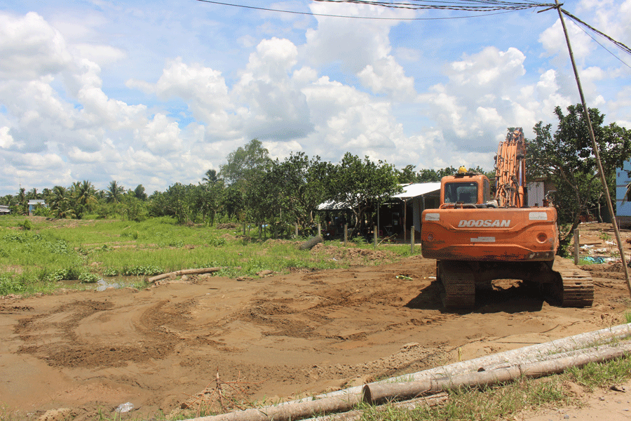 Hiện công tác GPMB dự án cầu Rạch Miễu 2 còn chậm. Ảnh: Đ.HÀ Hiện công tác GPMB dự án cầu Rạch Miễu 2 còn chậm. Ảnh: Đ.HÀ