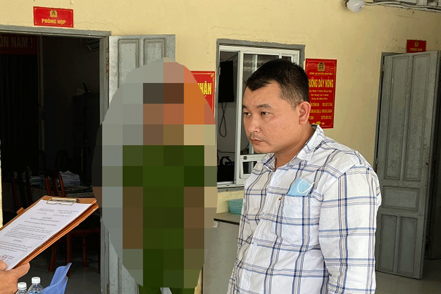 Văn Bá Tâm tại cơ quan công an. Ảnh: C.A Văn Bá Tâm tại cơ quan công an. Ảnh: C.A