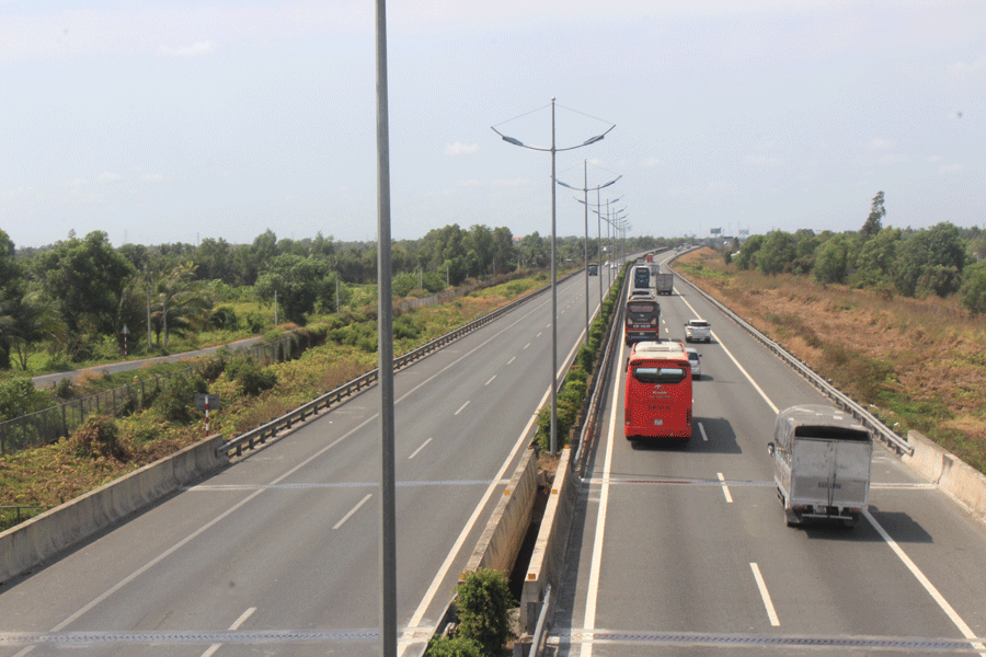 Cao tốc TP.HCM - Trung Lương trước thời điểm dừng thu phí. Ảnh: Đ.HÀ