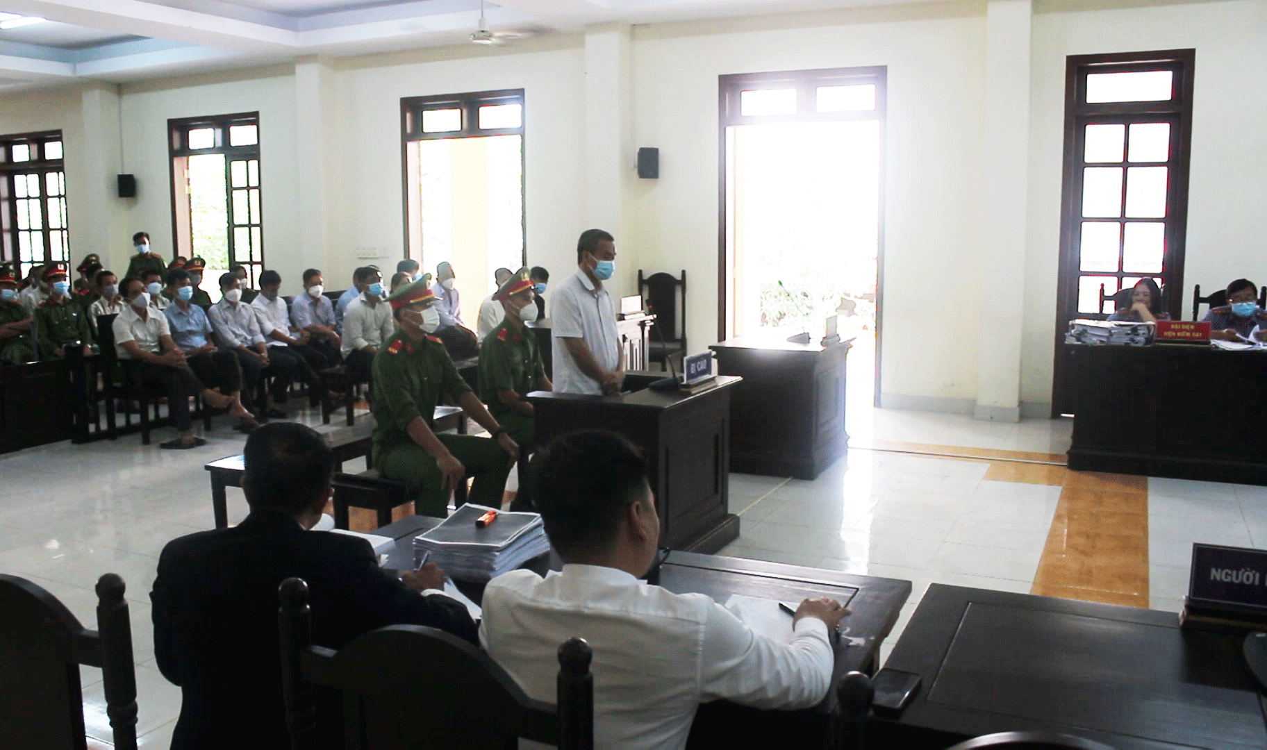 Phiên tòa xét xử bị cáo Huỳnh Trung Tính. Ảnh: Đ.HÀ Phiên tòa xét xử bị cáo Huỳnh Trung Tính. Ảnh: Đ.HÀ