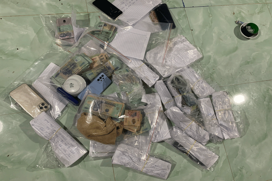 Tang vật thu giữ tại hiện trường. Ảnh: CABT