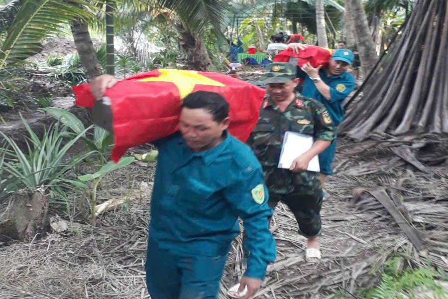 Sau nhiều ngày nỗ lực tìm kiếm, lực lượng chức năng đã cất bốc 75 hài cốt liệt sĩ. Ảnh: CTV Sau nhiều ngày nỗ lực tìm kiếm, lực lượng chức năng đã cất bốc 75 hài cốt liệt sĩ. Ảnh: CTV