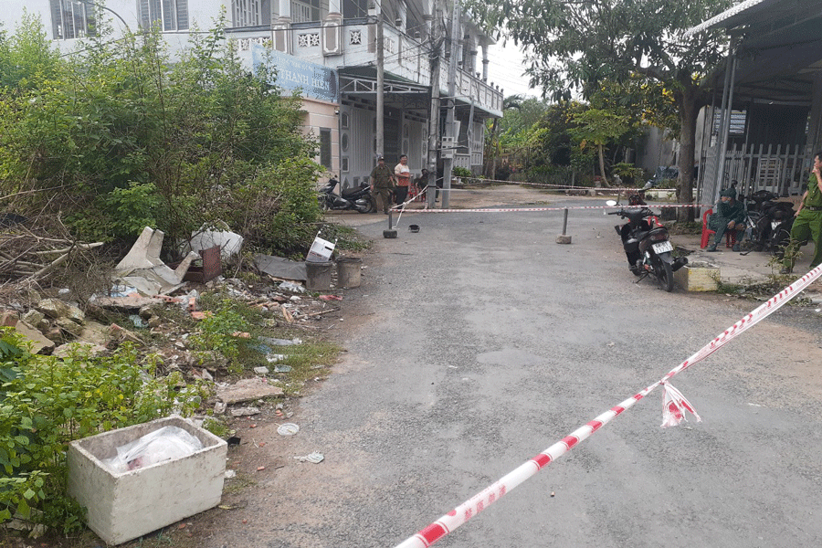 Một học sinh THPT tại huyện Cái Bè đã dùng dao đâm chết người tại khu vực cổng sau trường học