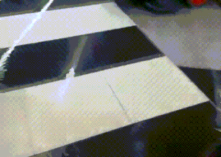 Video: Sân bay quốc tế ngập nước vì... lò vi sóng