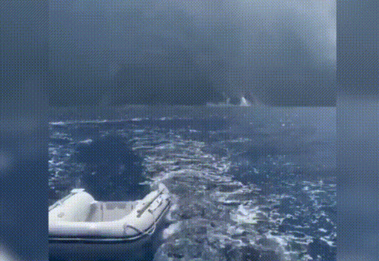 Núi lửa Stromboli giận dữ phun trào