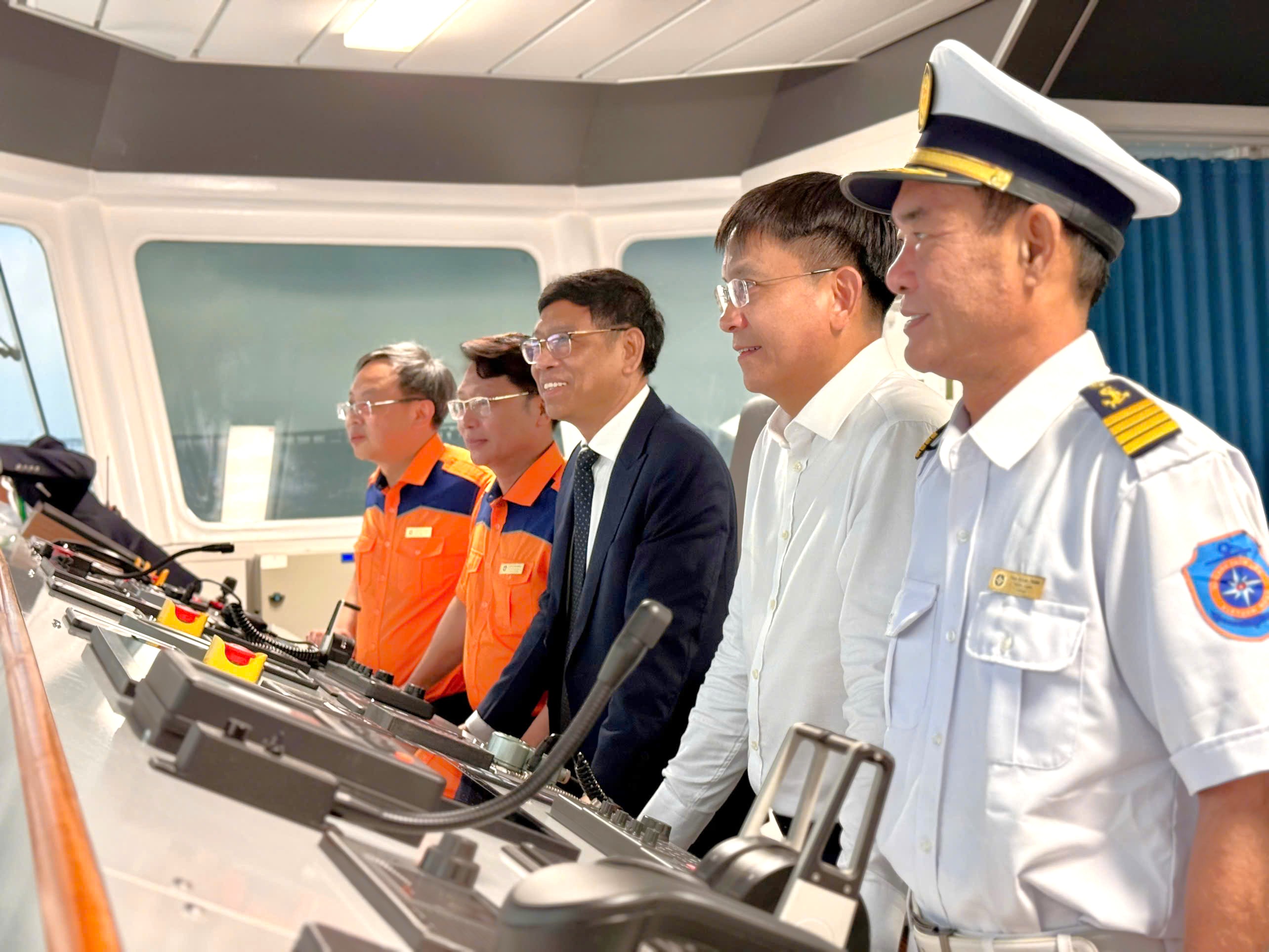 Chuyện của người thuyền trưởng tàu cứu nạn dành trọn 25 năm cho nghề