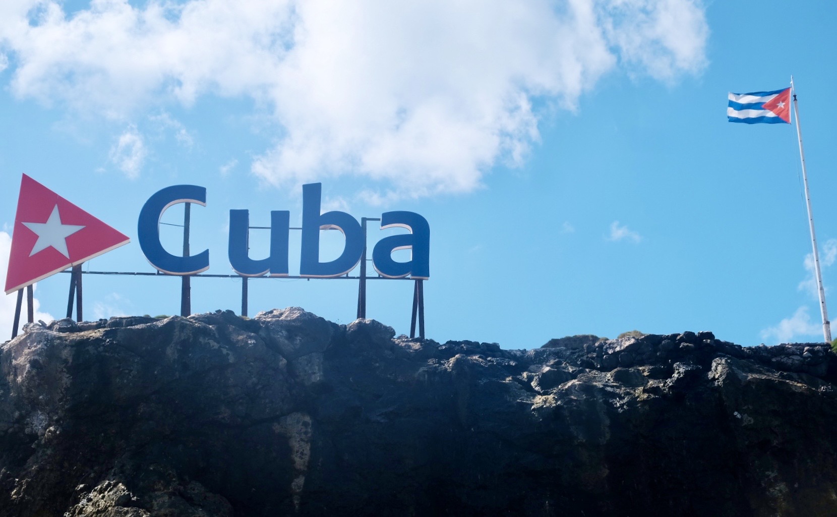 Đại sứ Cuba: Chúng tôi đón sinh viên Việt Nam sang học tập bằng cả trái tim