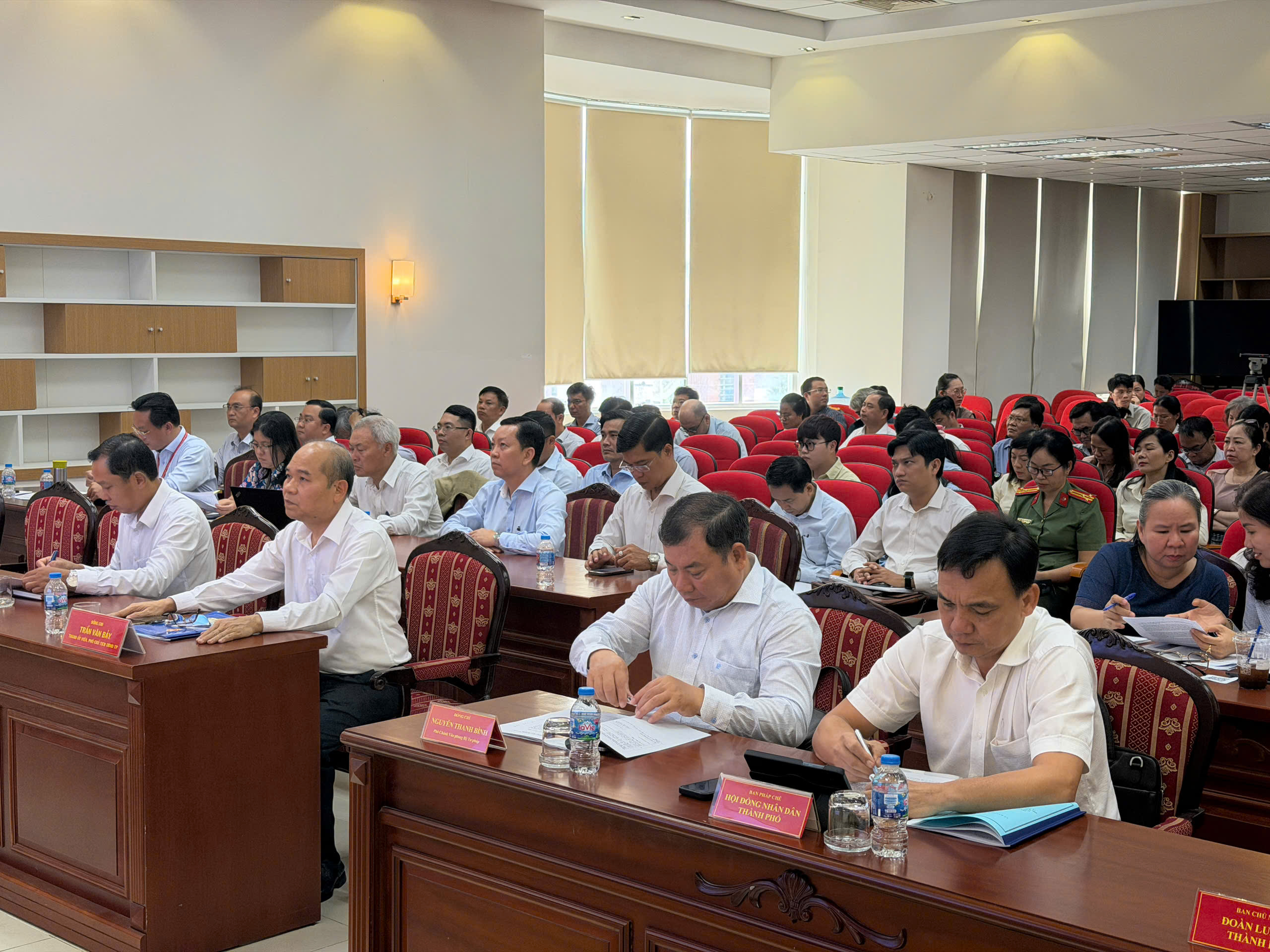 Đề xuất cơ chế để thu hút luật sư giỏi tham gia lĩnh vực công tại TP.HCM
