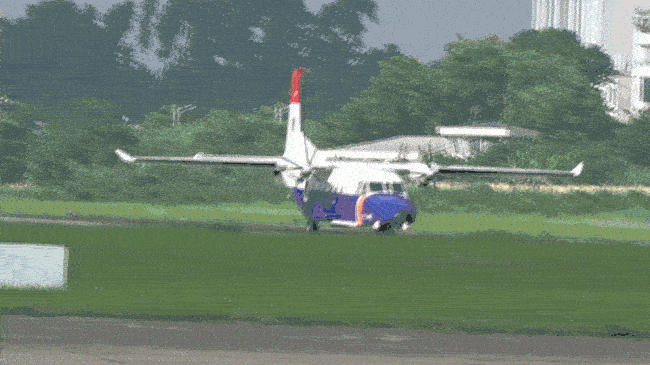 Máy bay vận tải luyện tập trên bầu trời Hà Nội cho sự kiện A80