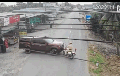 Tuyên án thanh niên không bằng lái chạy ô tô tông xe CSGT