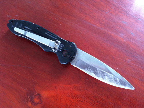 Ngăn cản kẻ quậy phá, tổ trưởng dân phố bị đâm thủng tim tử vong