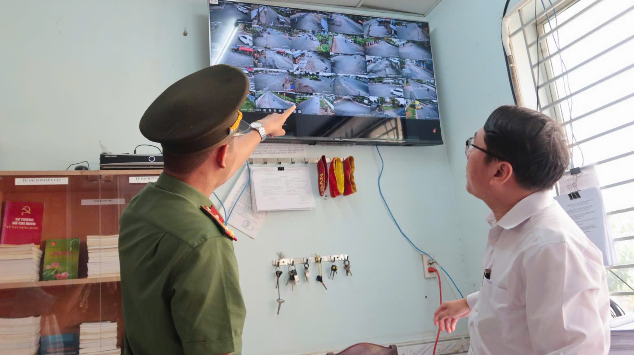 TP.HCM: Phường Tân Tạo lắp 30 camera giám sát vi phạm 24/24