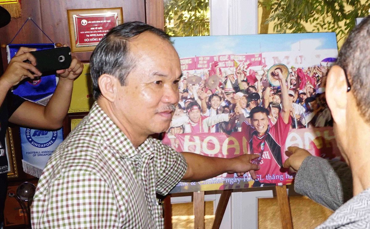 V-League không còn thầy ngoại và cơ hội của Kiatisak