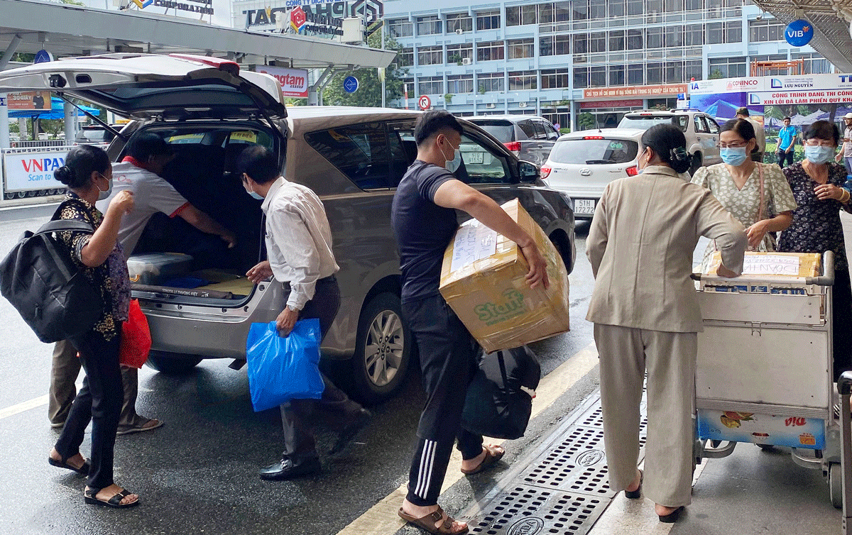 Hiểu đúng việc áp thuế hãng xe công nghệ