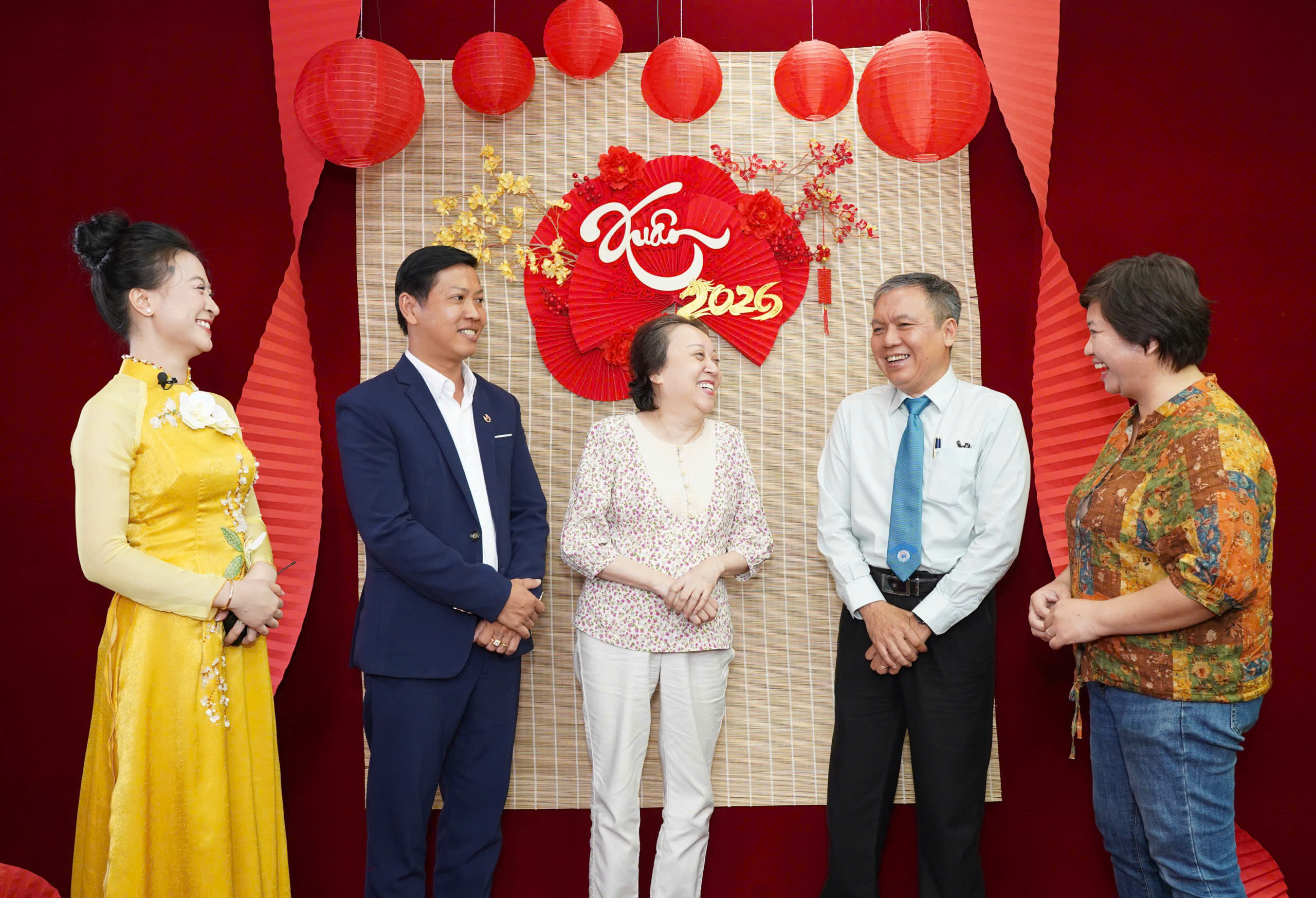 Mâm cơm sạch - Tết an lành