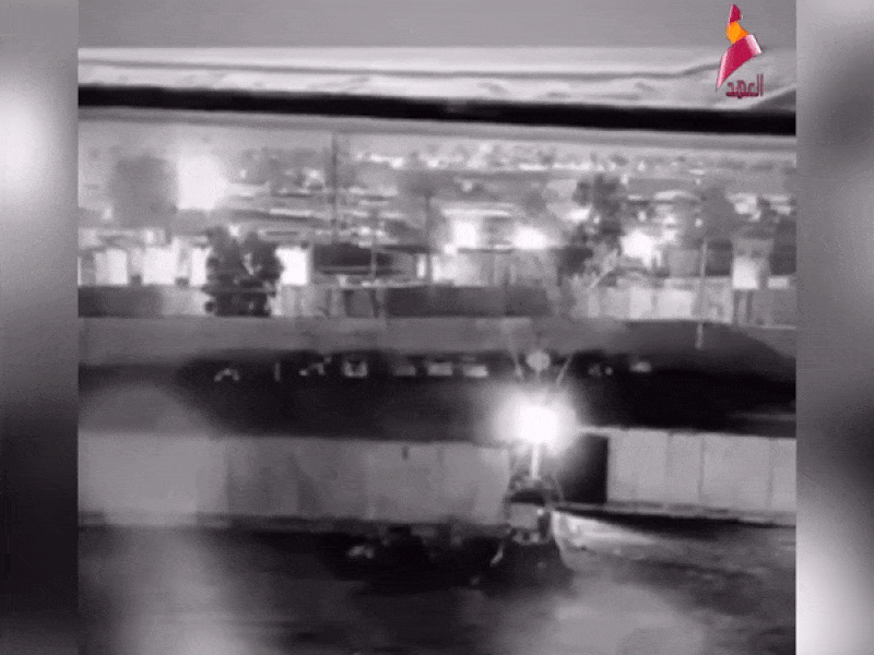 Khoảnh khắc Mỹ không kích tướng Iran