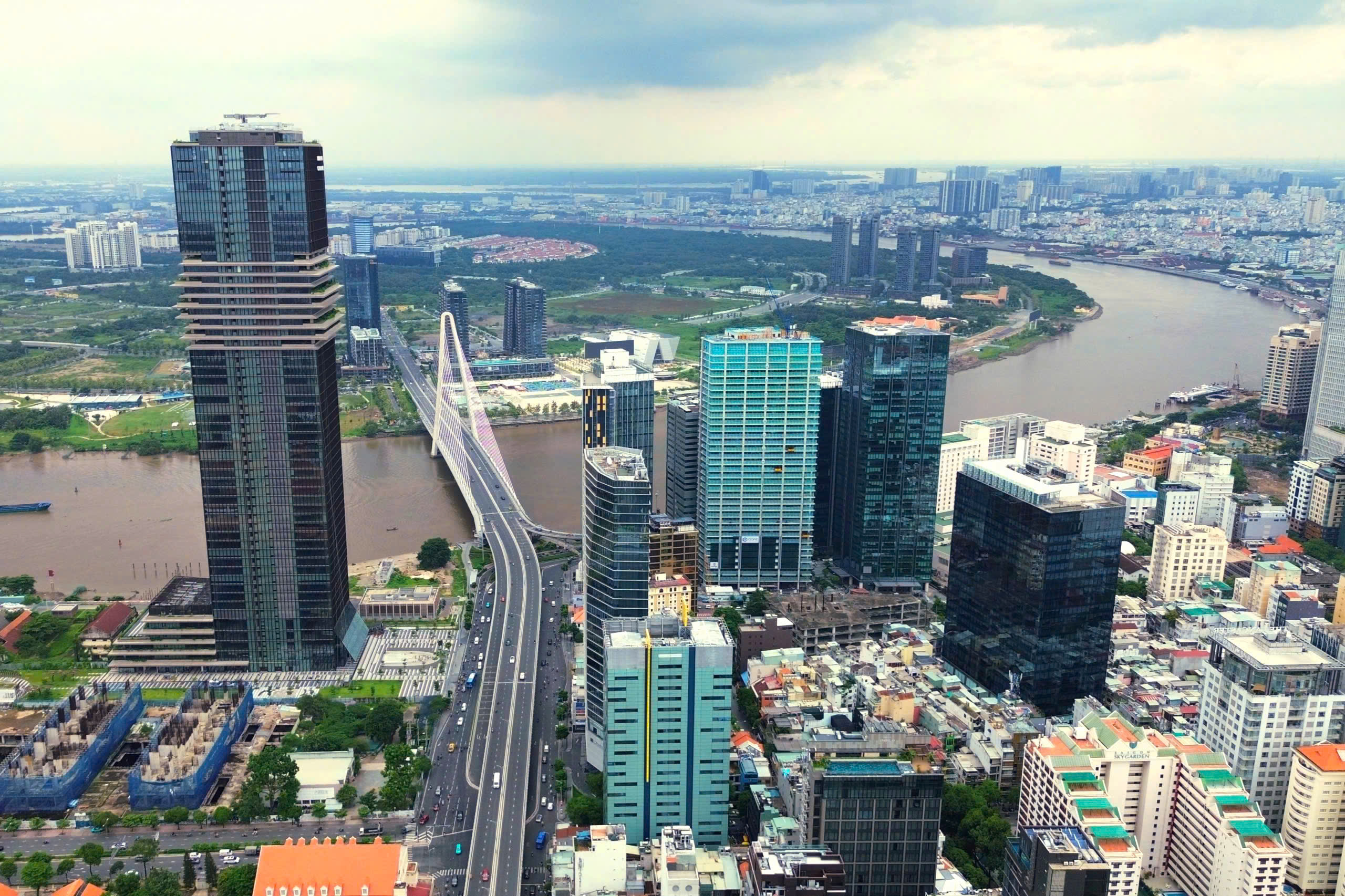 Thế “chân vạc” để kinh tế TP.HCM cất cánh