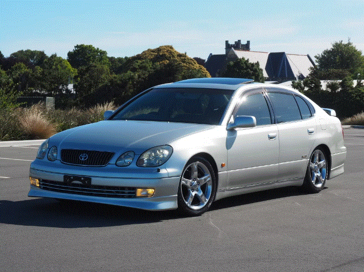 Toyota Aristo V300 Vertex Edition có giá từ 15.000 USD. Ảnh: Hotcars.