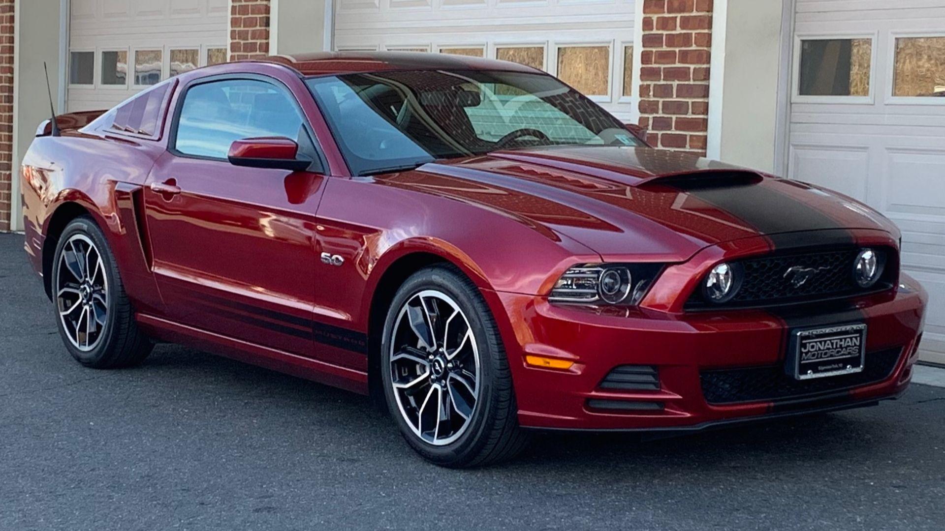 Ford Mustang GT 2014 đã qua sử dụng được bán với giá trung bình là 30.000 USD. Ảnh: Motorbiscuit.