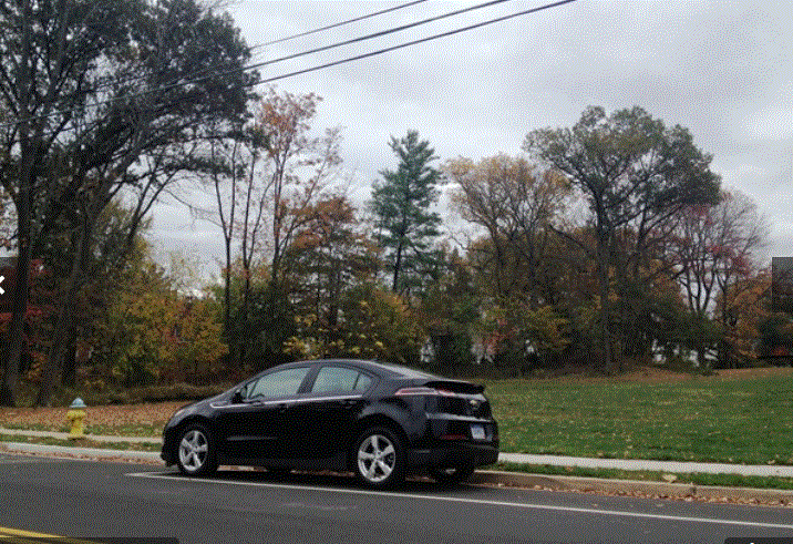 Chevy Volt khi pin được sạc đầy có phạm vi hoạt động 38 dặm. Ảnh: Motorbiscuit.