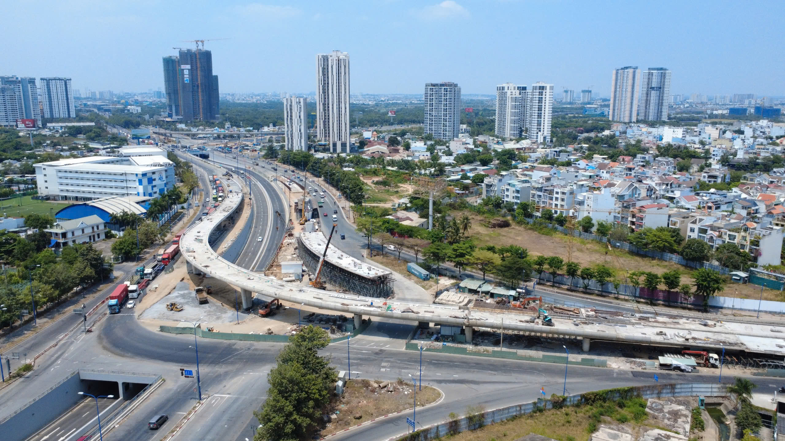 TP.HCM động thổ nhiều công trình giao thông trọng điểm dịp Lễ 30-4