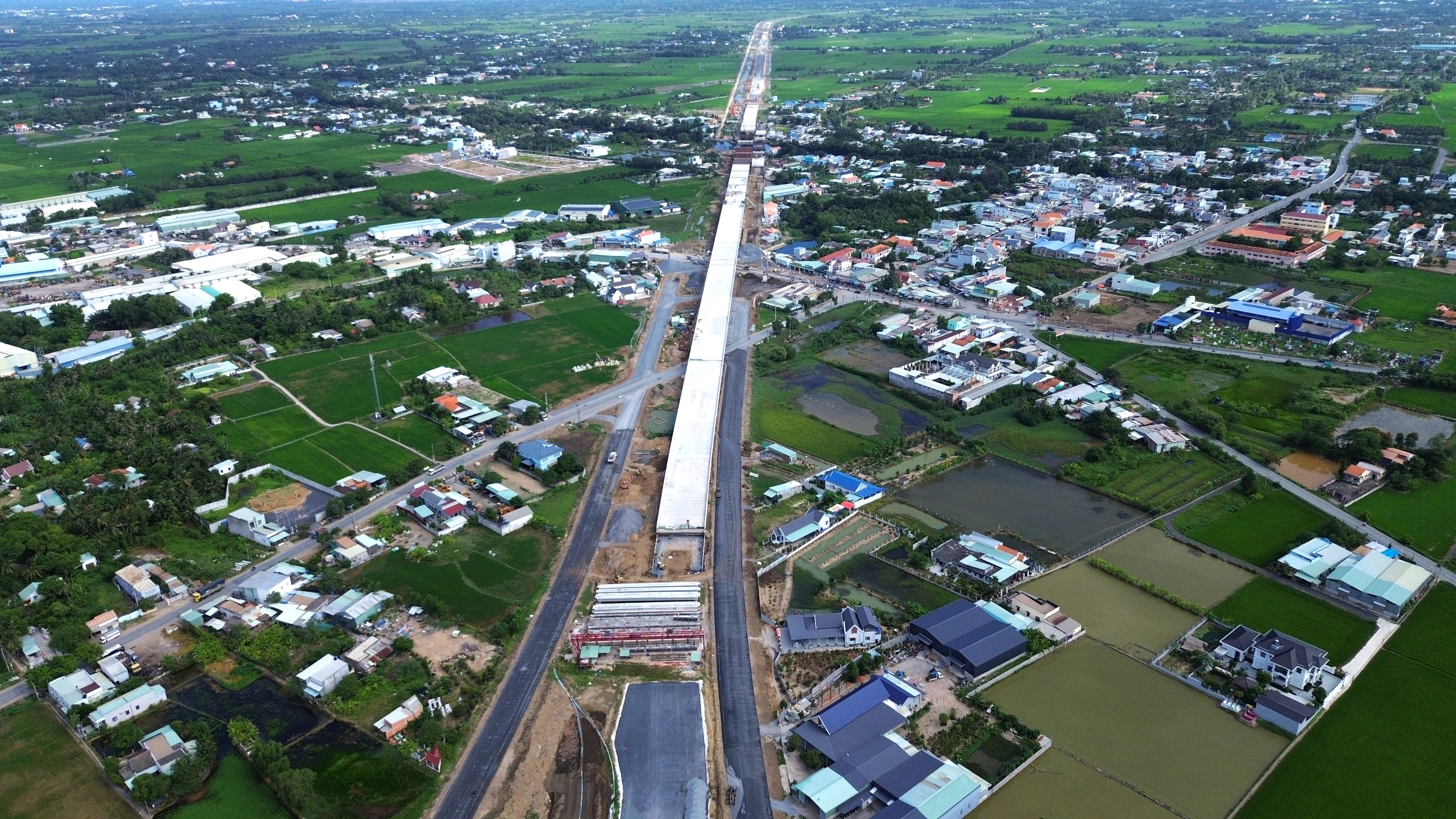 Tây Ninh tăng tốc thi công Vành đai 3 TP.HCM, mục tiêu thông xe sớm
