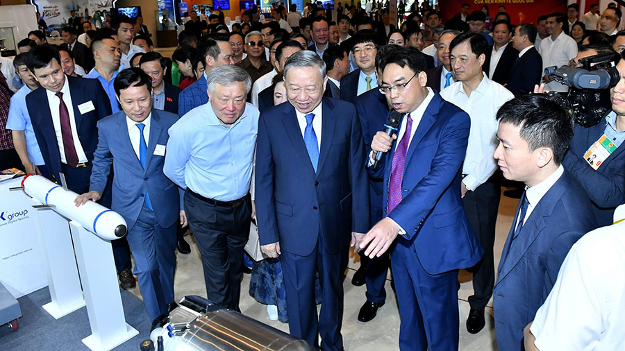 Thần tốc triển khai 'bộ tứ trụ cột' - Bài 1: Khát vọng giàu mạnh 2045